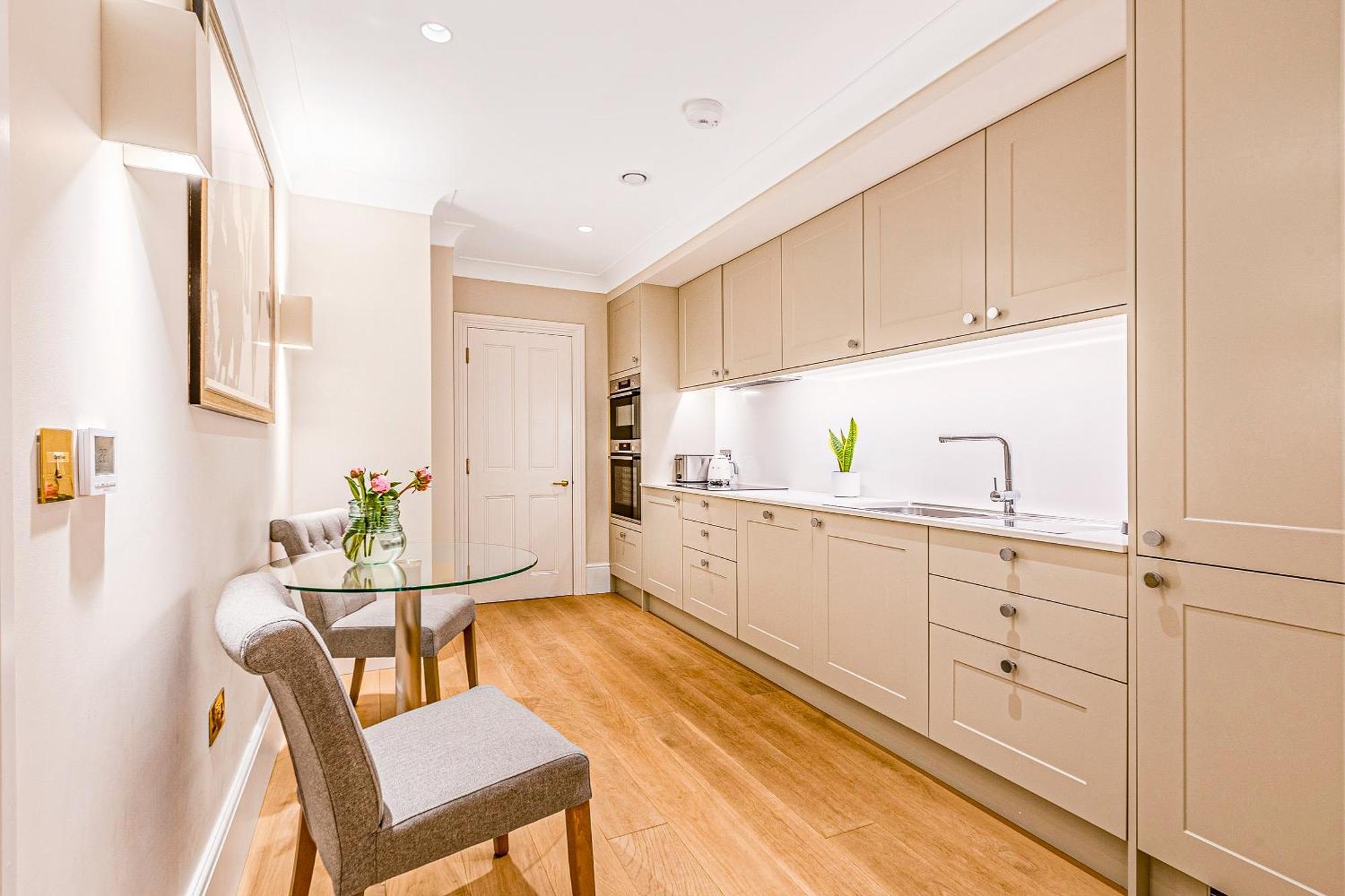 Immense Studio, Prime Location Belgravia, Chelsea *