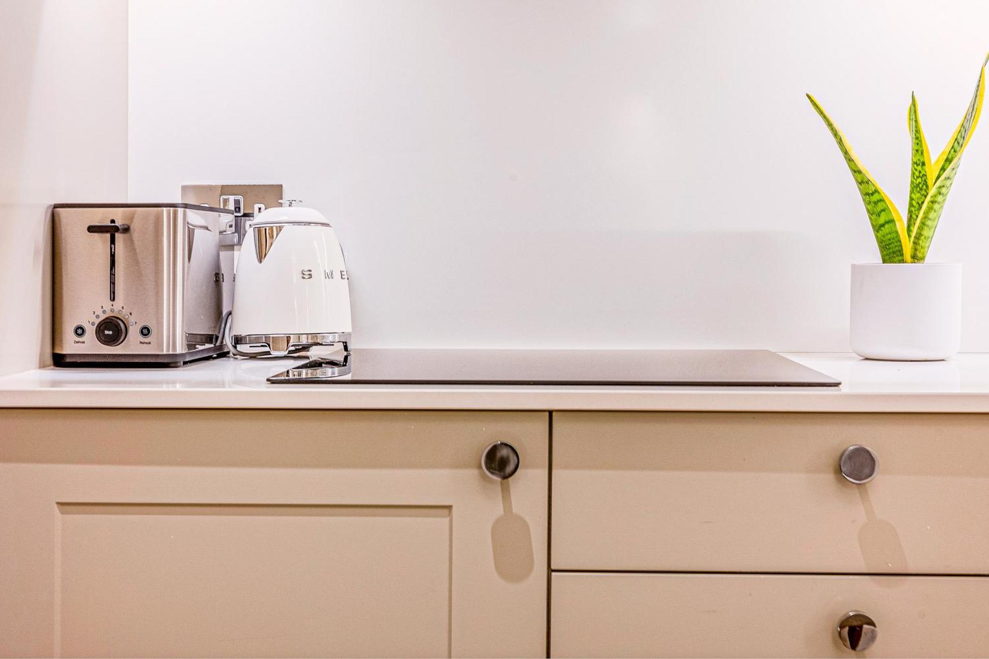 Immense Studio, Prime Location Belgravia, Chelsea